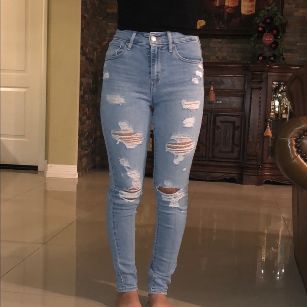 Levi’s High Rise Skinny Jeans Size 25
